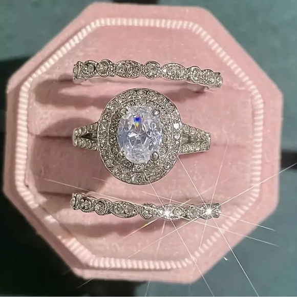 Elegant 3-Piece Wedding Ring Set: Crystal-Encrusted Zinc Alloy - Picture 1 of 6